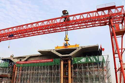 湖南梁场提梁机_80吨提梁机安装调试及流程_附提梁机安装检测视频
