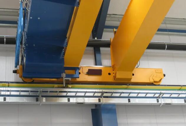 欧式双梁樱桃视频色版机防摆动系统软件的使用原理是什么？