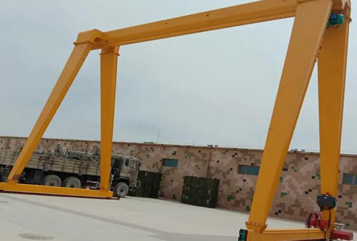 门式樱桃视频色版机单级滑触与多极滑线有什么区别？