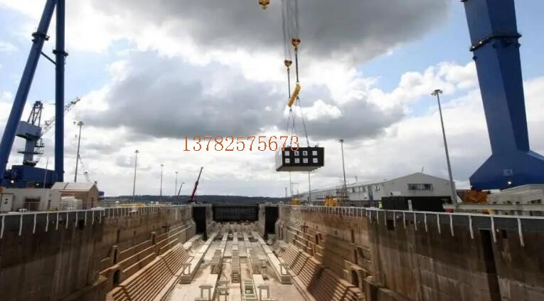 中欧班列樱桃视频官网驾驶员：1.8min抓一个30吨“毛娃娃”